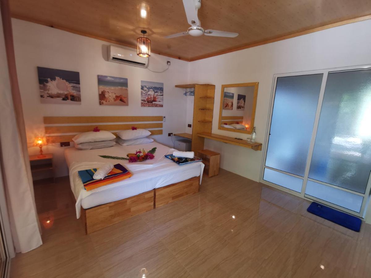 Blue Water Thoddoo Inn Extérieur photo